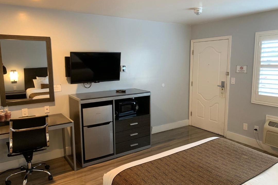 Photo of Others in North Fremont Street