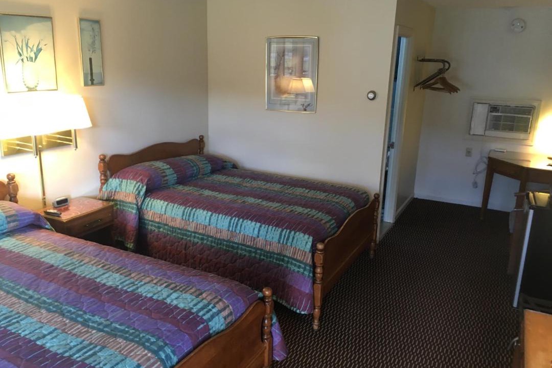 Photo of Others in Bennington