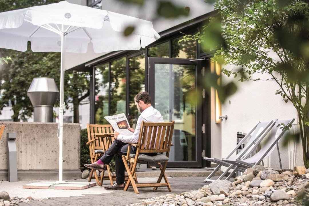 Photo of Others in District 9