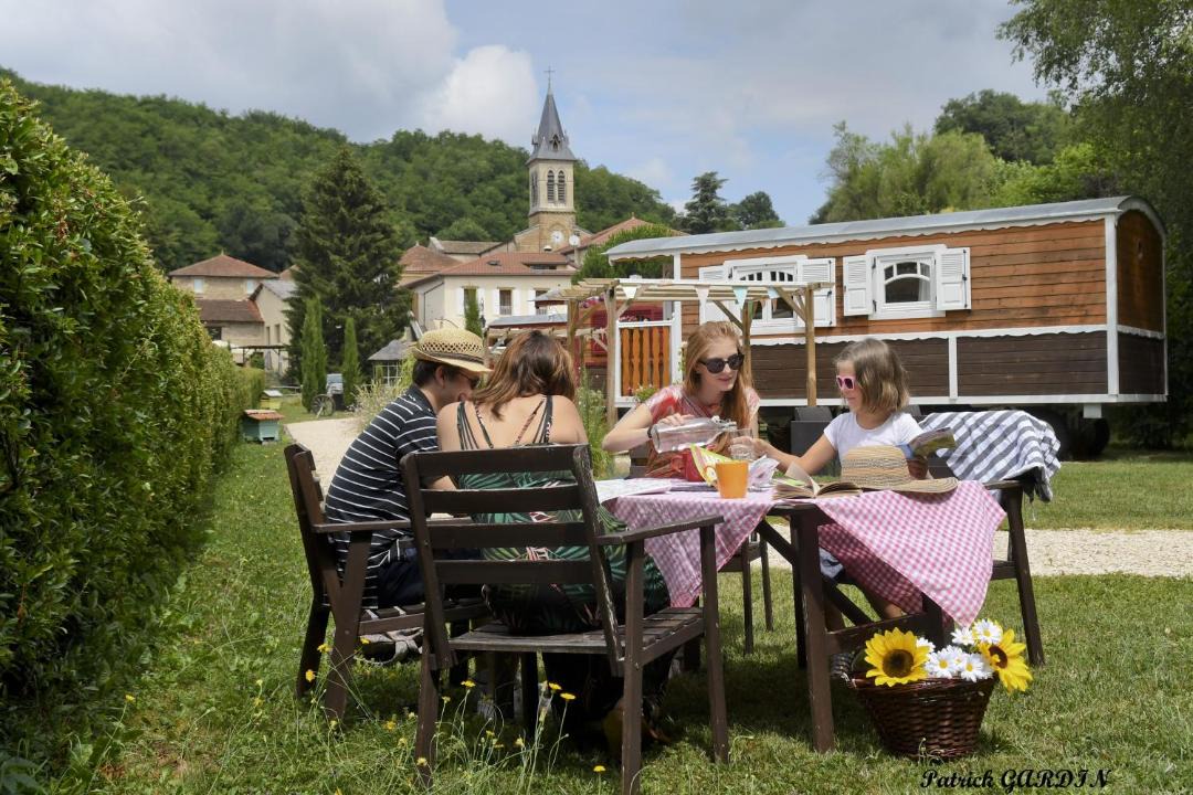 Photo of Others in Hauterives