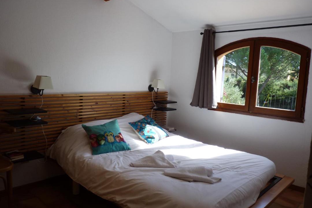 Photo of Bedroom in Bagnols-sur-Ceze