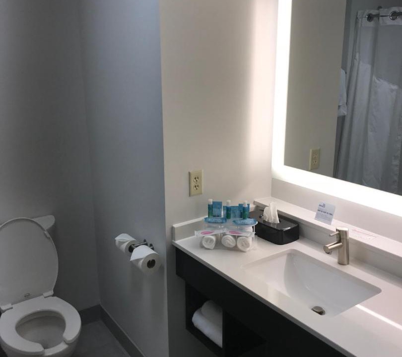Photo of Bathroom in Lake Katrine