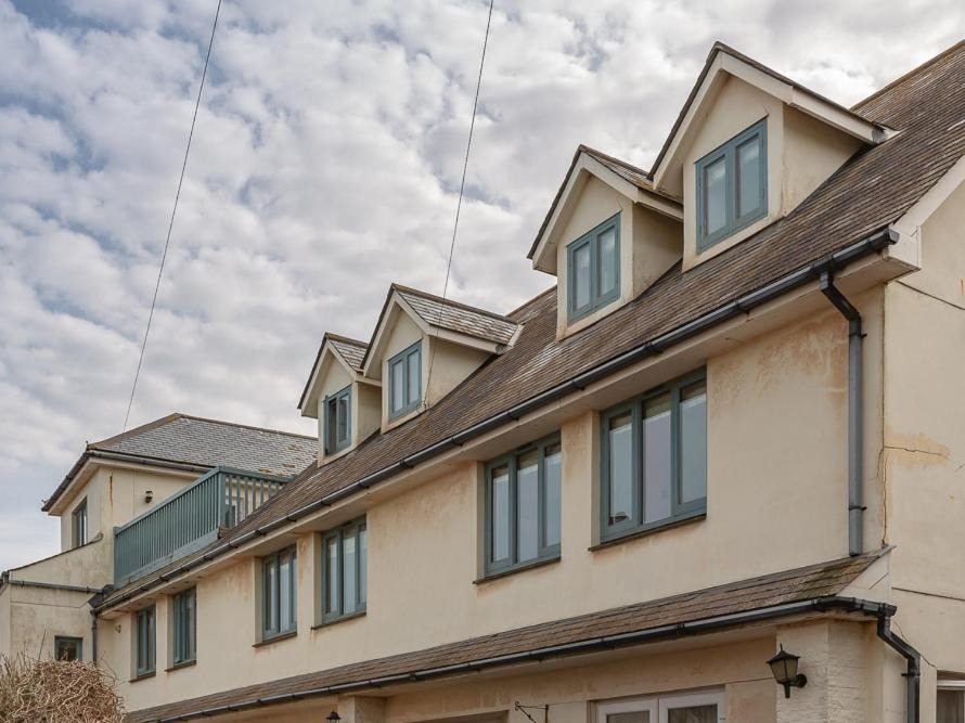 Photo of Buildings in Hope-Cove