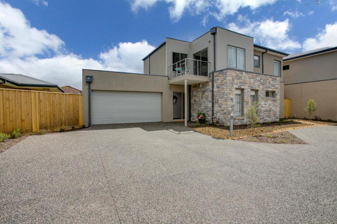 Photo of Buildings in Capel Sound