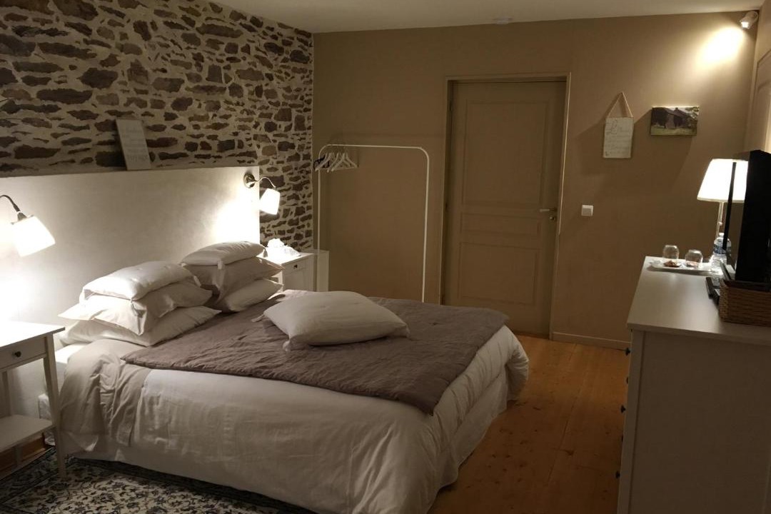 Photo of Others in Saint-Malon-sur-Mel