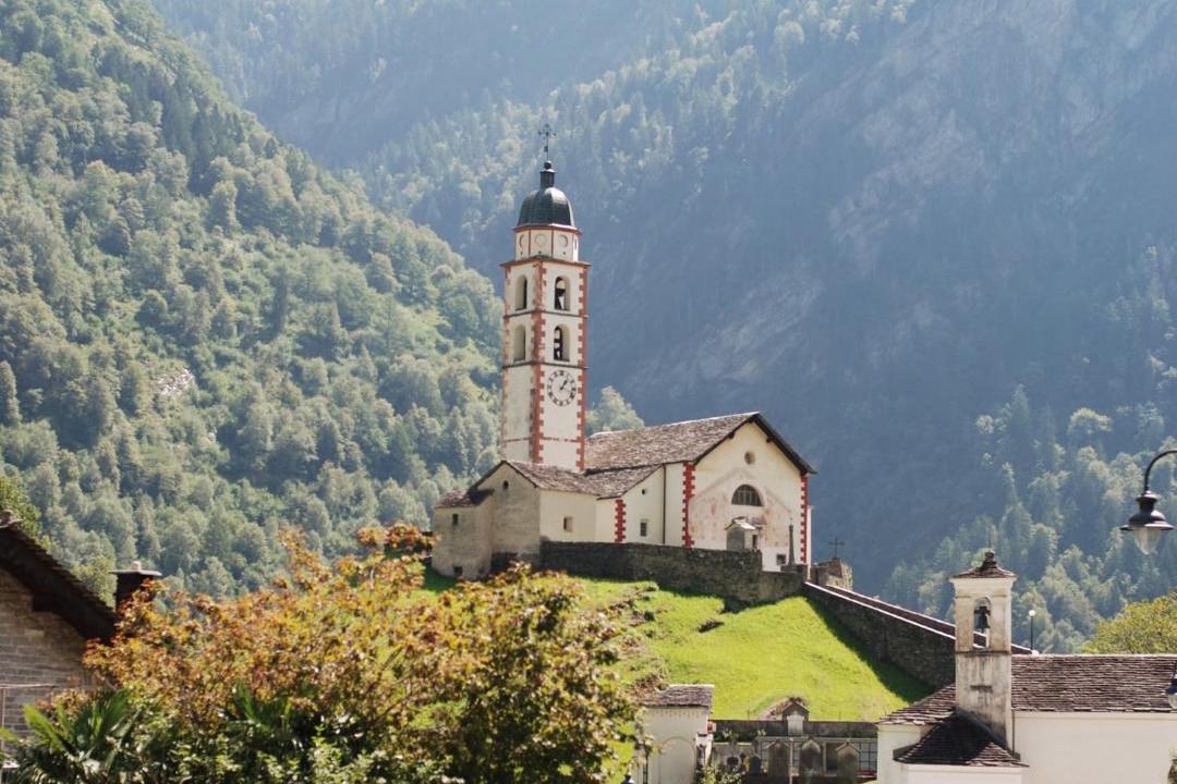 Photo of Buildings in Soazza