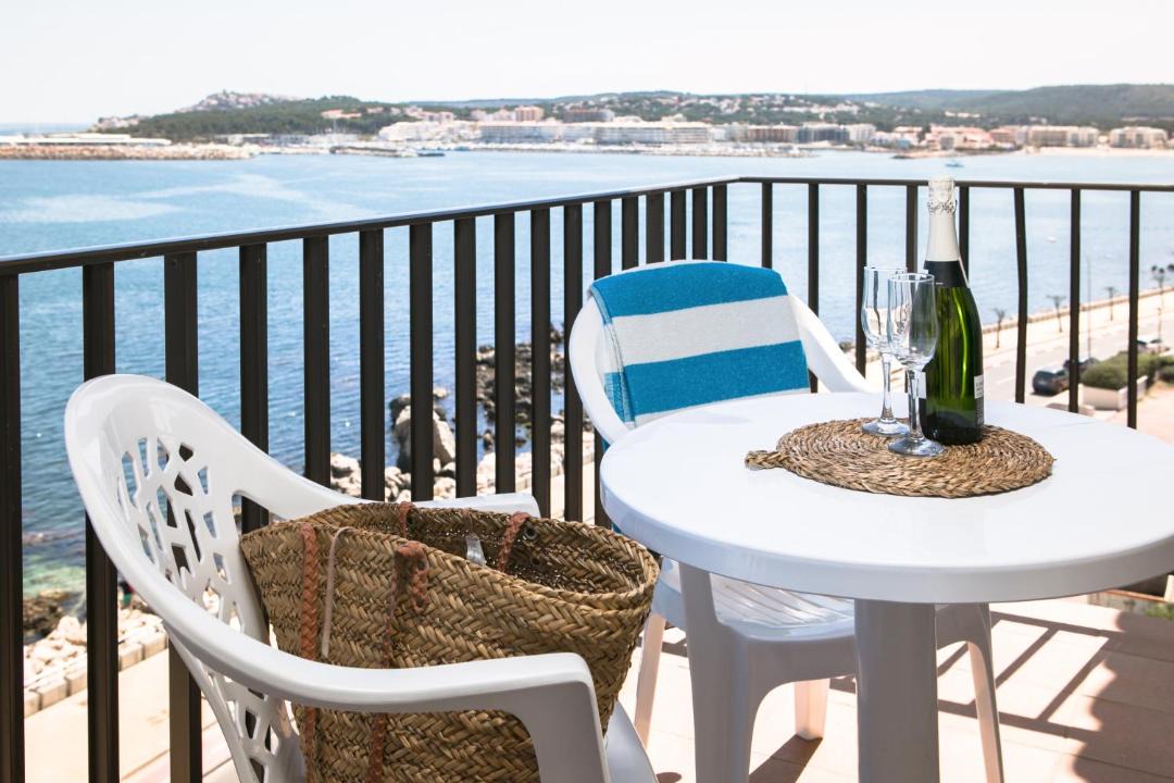 Photo of Patio Balcony in L'Escala