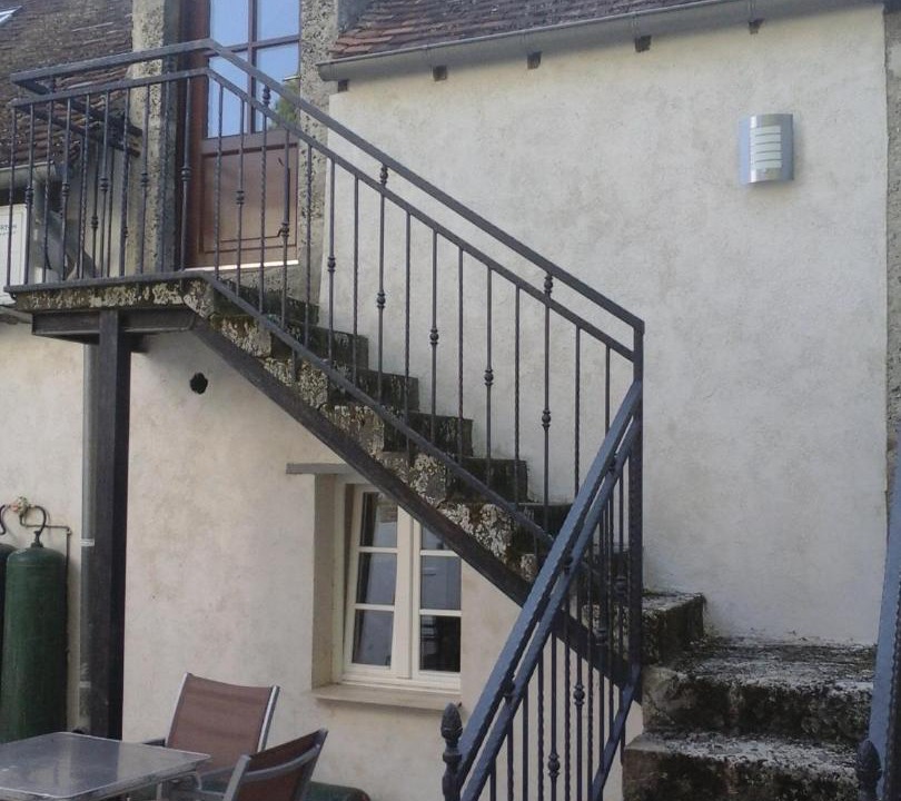 Photo of Others in Montaigu-le-Blin