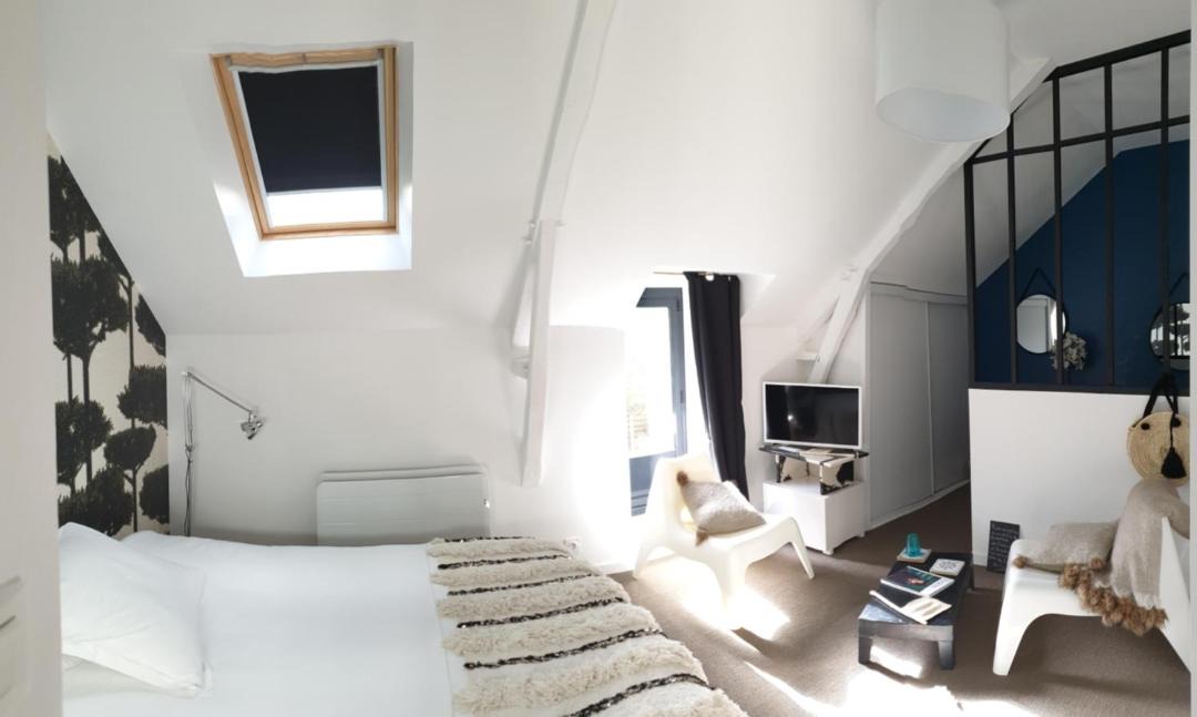 Photo of Others in Bruz