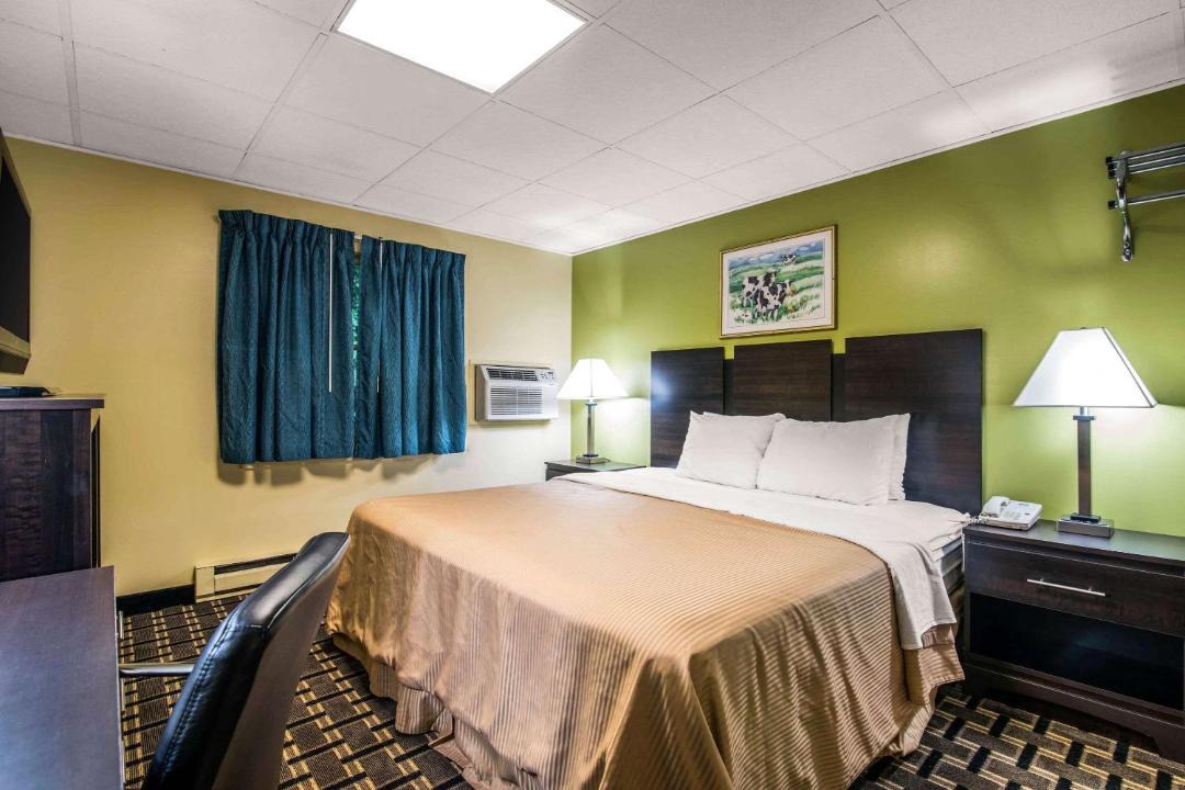 Photo of Bedroom in East Haven  Rutland County