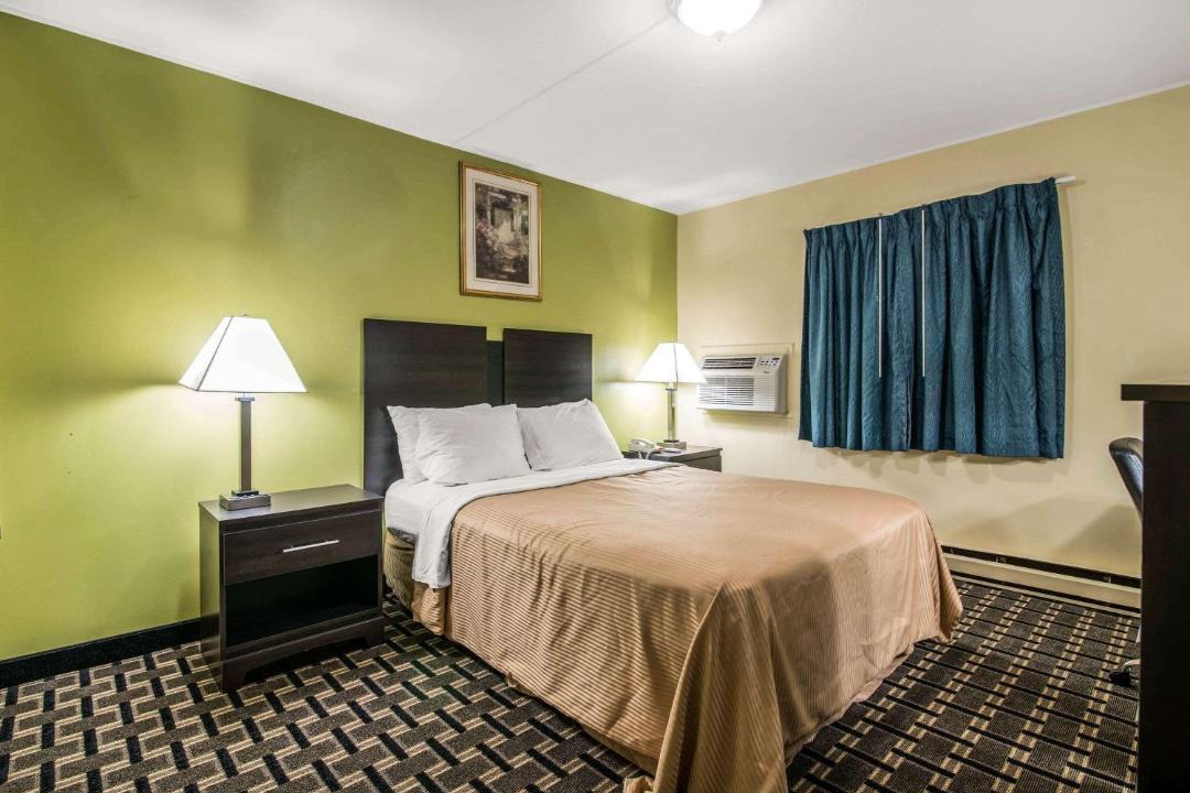 Photo of Bedroom in East Haven  Rutland County