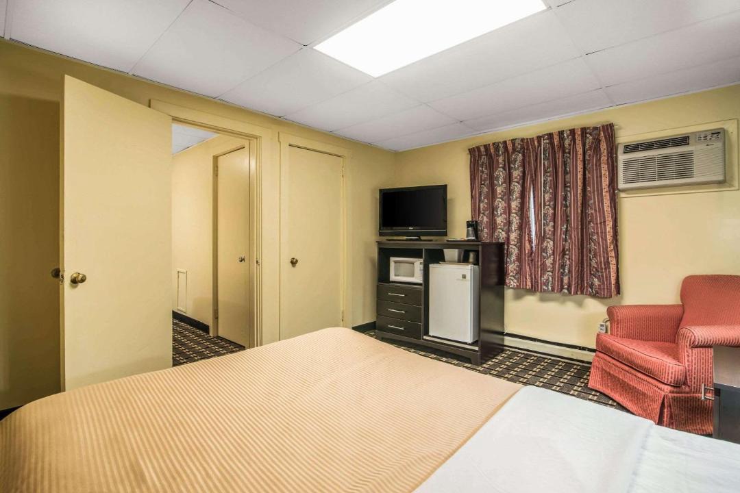 Photo of Bedroom in East Haven  Rutland County