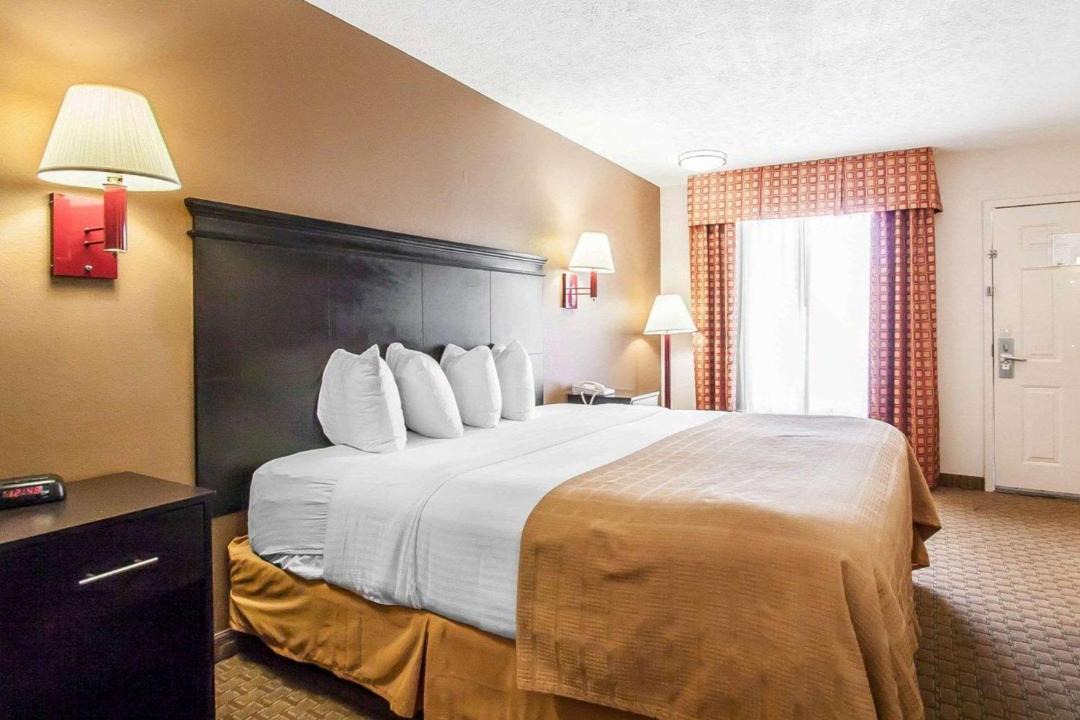 Photo of Bedroom in Savannah