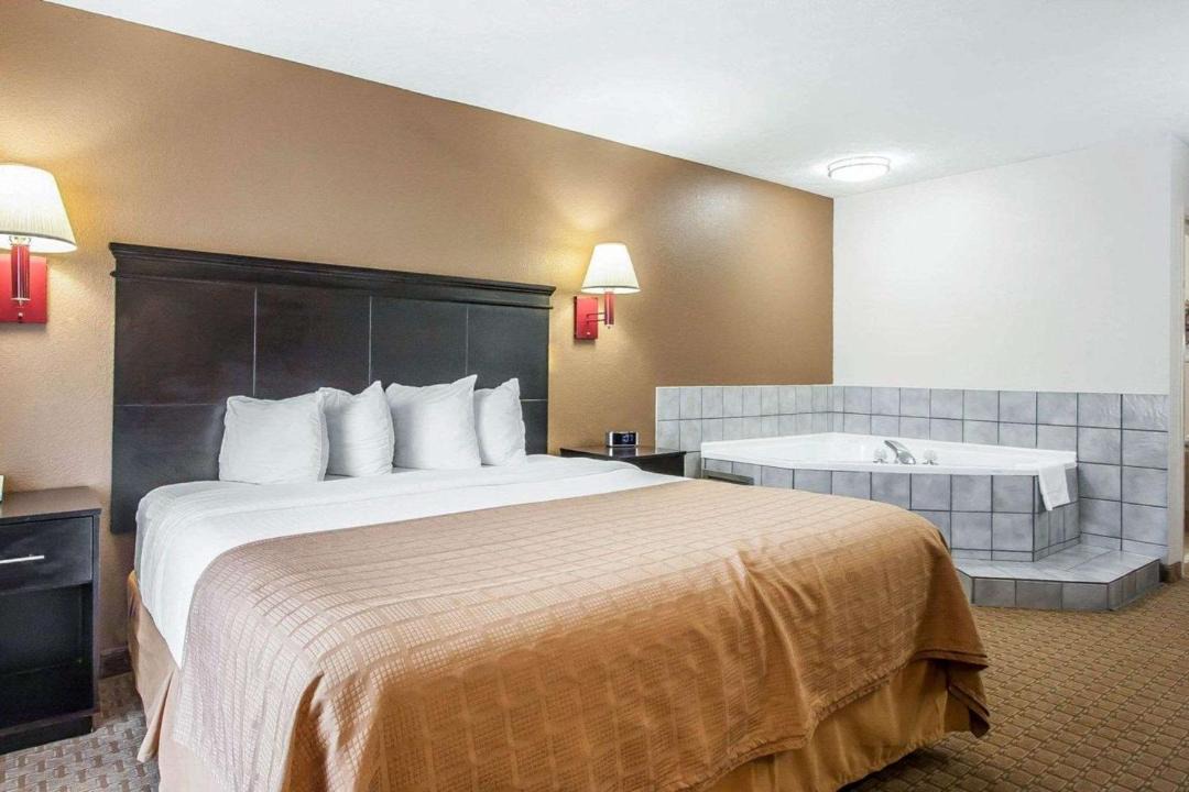 Photo of Bedroom in Savannah