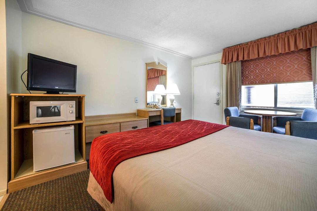 Photo of Others in Lander