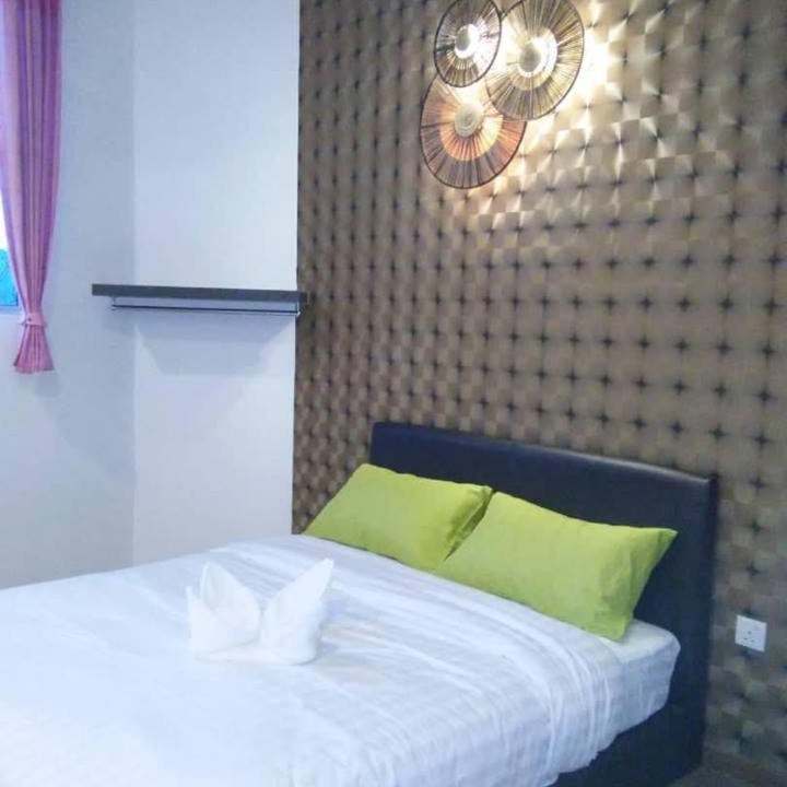 Photo of Bedroom in Kampung Tambak Bunga