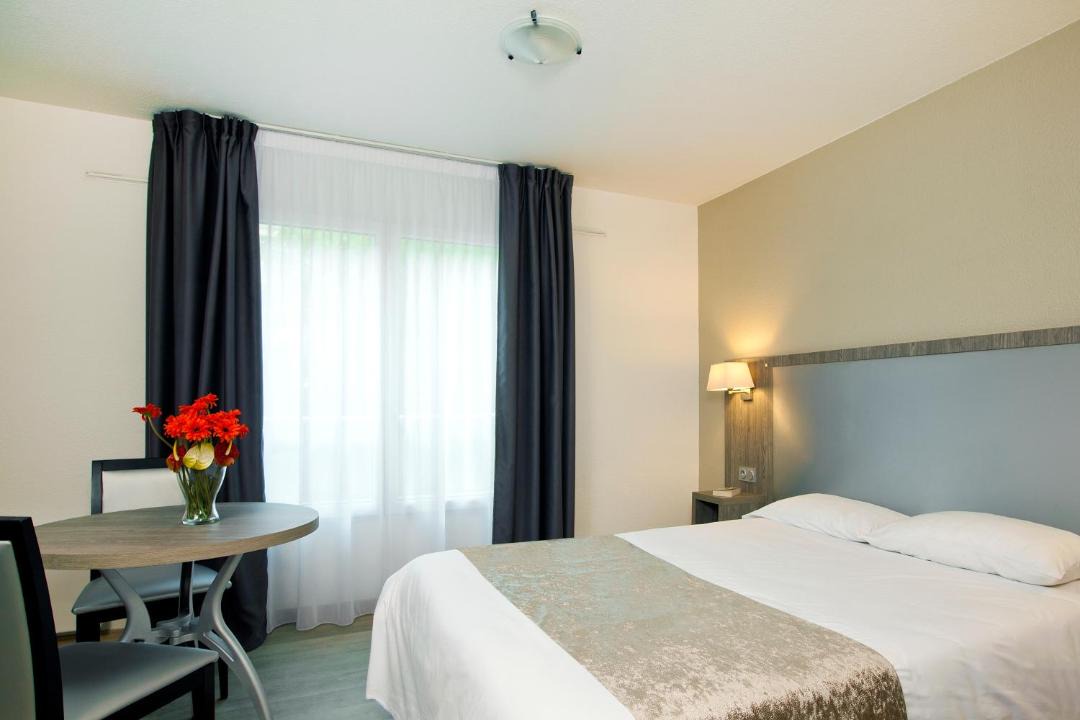 Photo of Bedroom in Reims