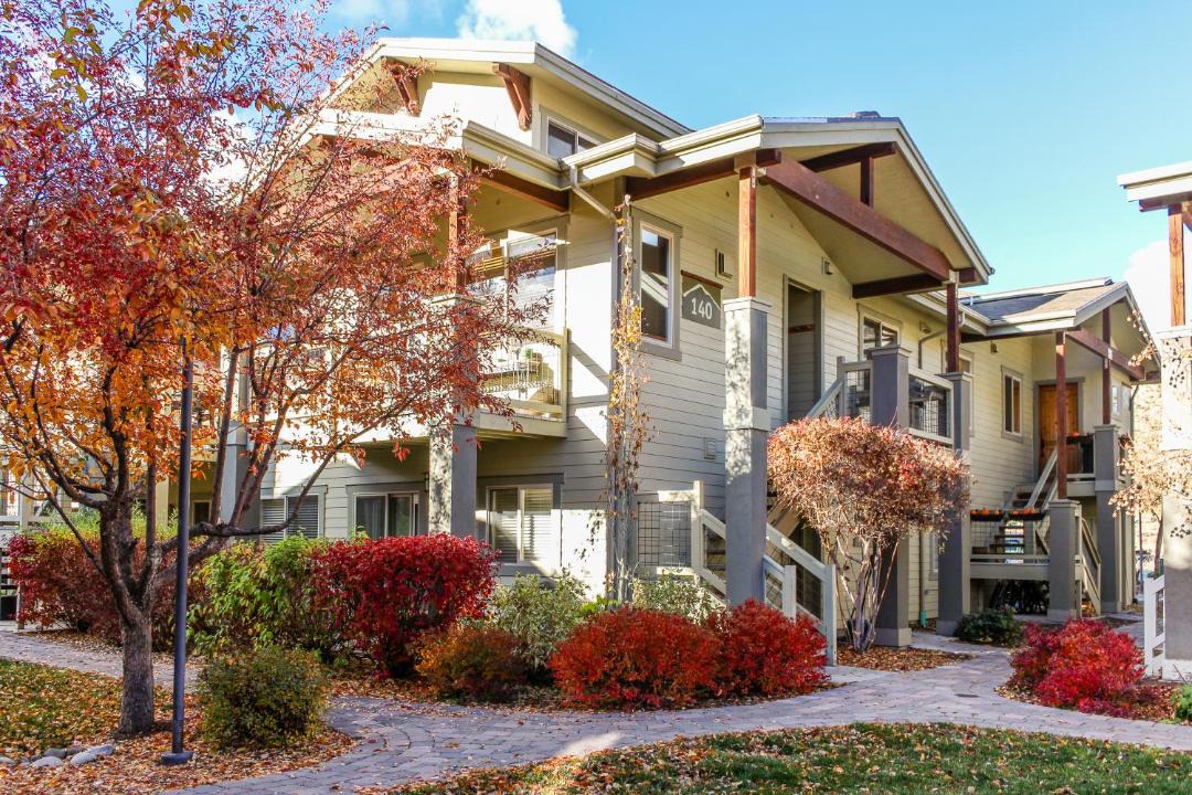 Photo of Buildings in Warm Springs