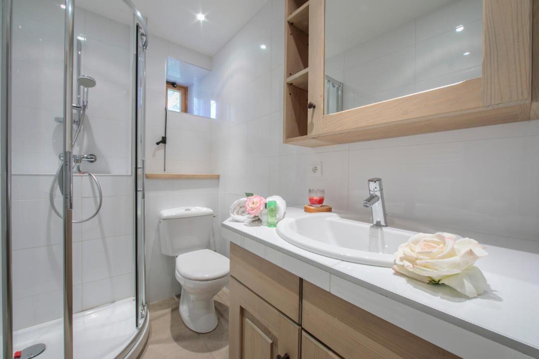 Photo of Bathroom in Montroc