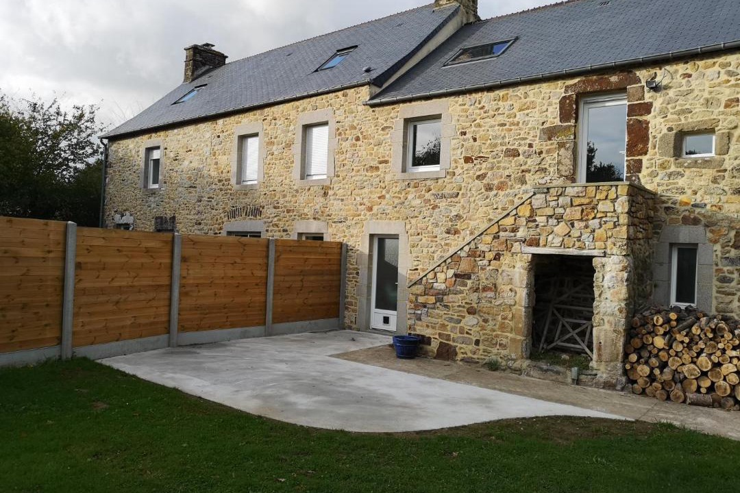 Photo of Others in Vasteville