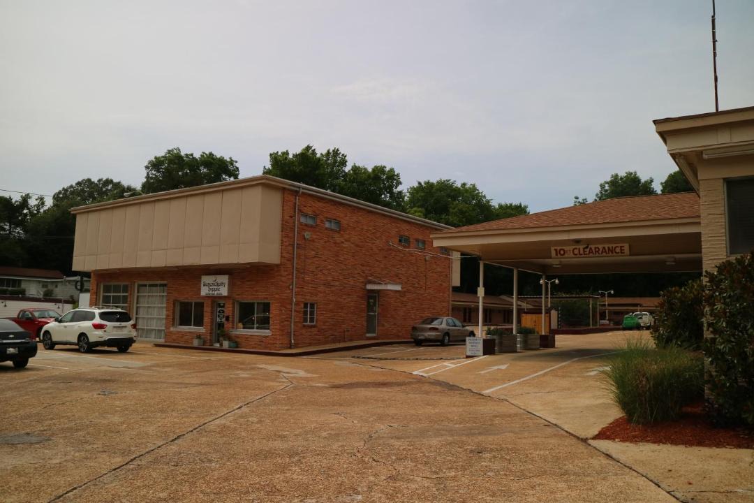 Photo of Others in Starkville