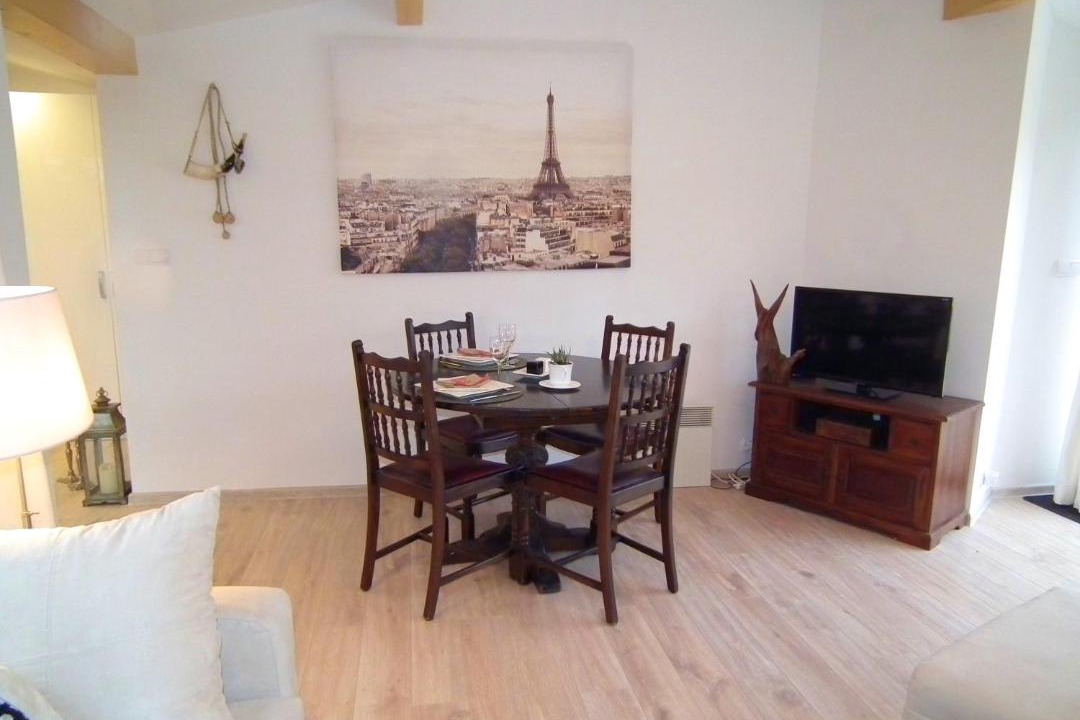 Photo of Livingroom in Aubais