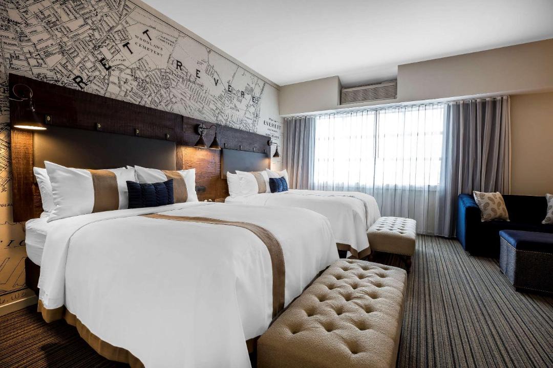 Photo of Others in Everett