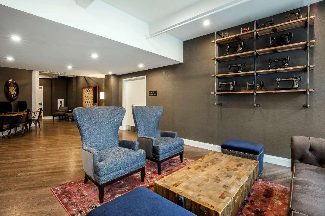 Photo of Others in Everett