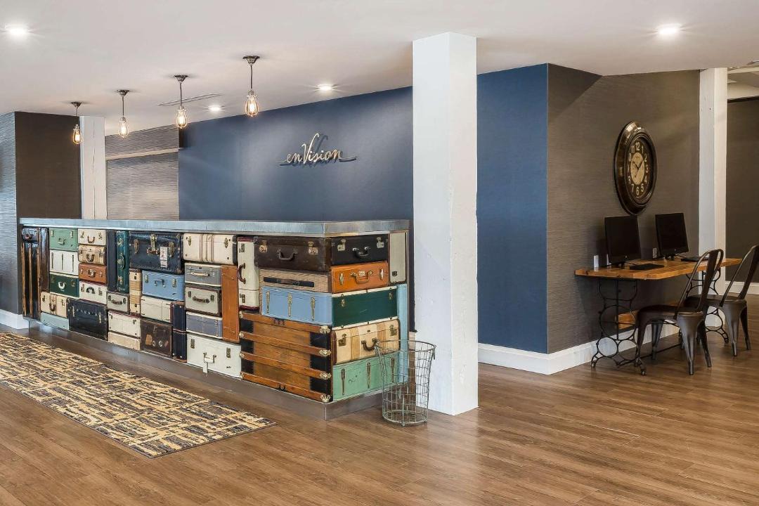 Photo of Others in Everett