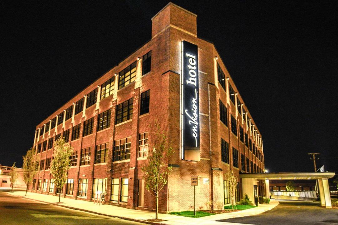 Photo of Others in Everett