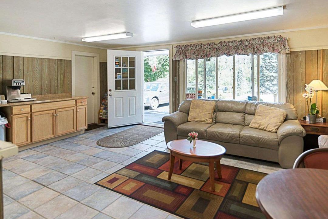 Photo of Livingroom in Westminster