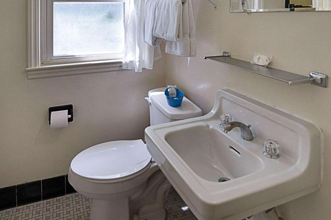 Photo of Bathroom in Westminster