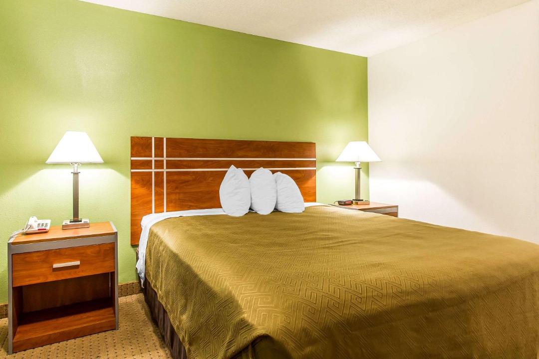 Photo of Bedroom in Pekin