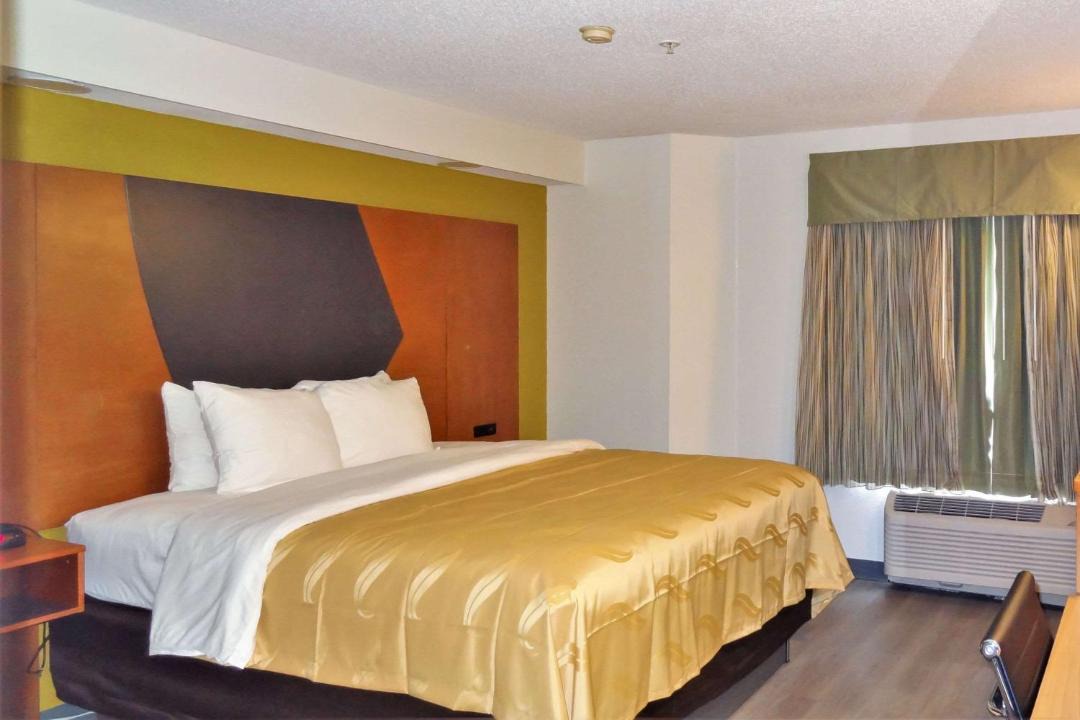 Photo of Bedroom in Northeast Raleigh