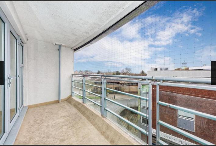 Photo of Patio Balcony in Woking