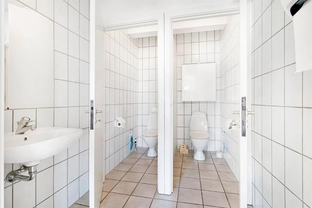 Photo of Bathroom in Fur