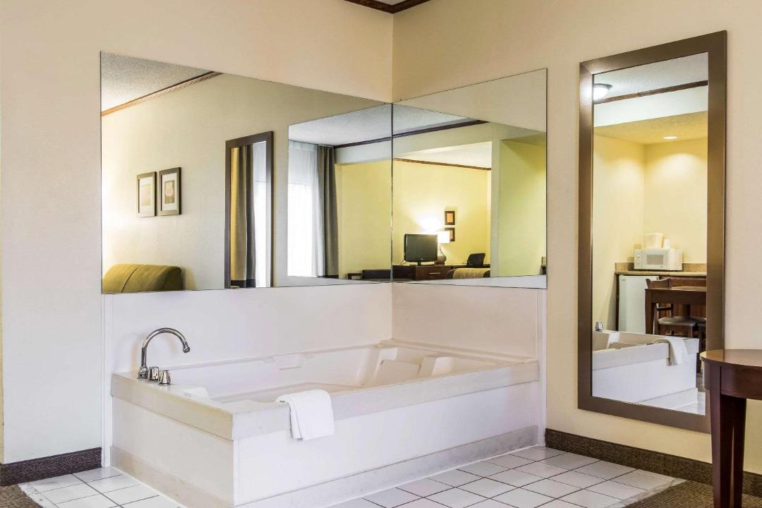 Photo of Bathroom in Ardmore