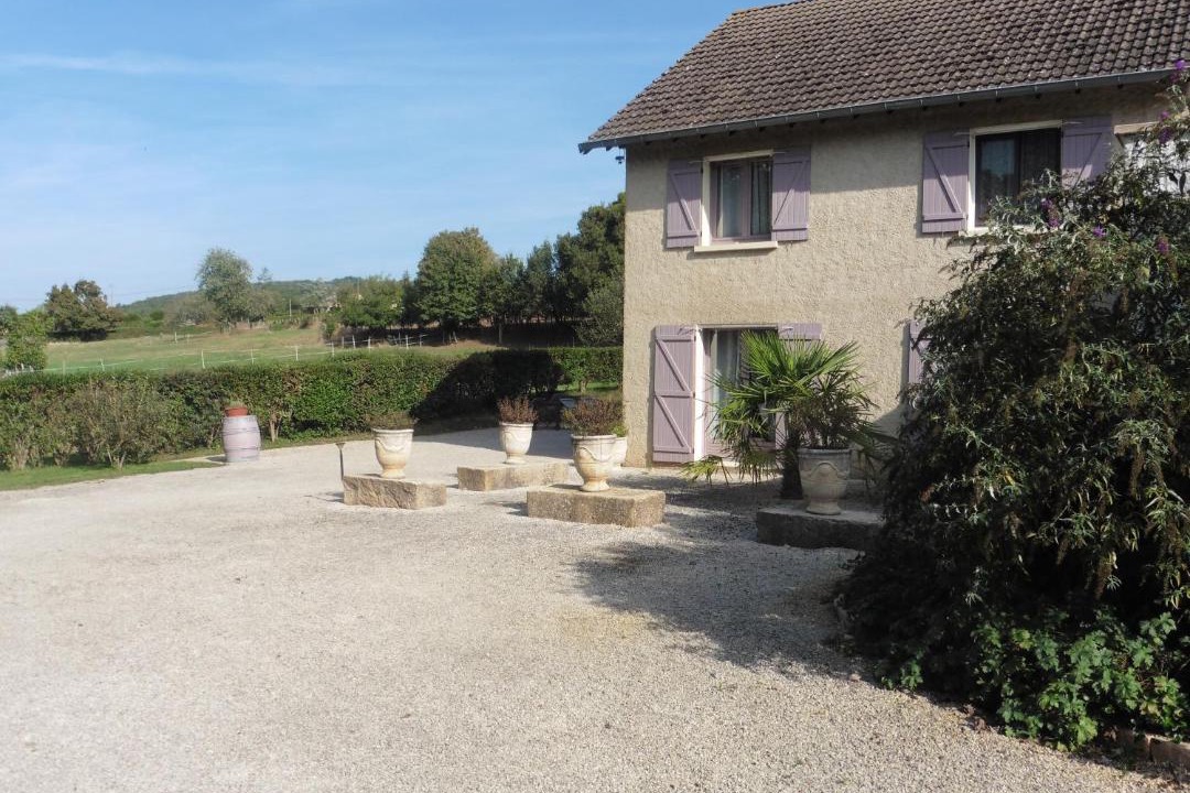 Photo of Others in Boyer