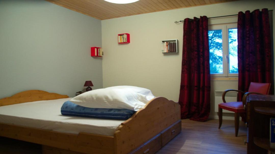 Photo of Bedroom in Saint-Riquier-es-Plains