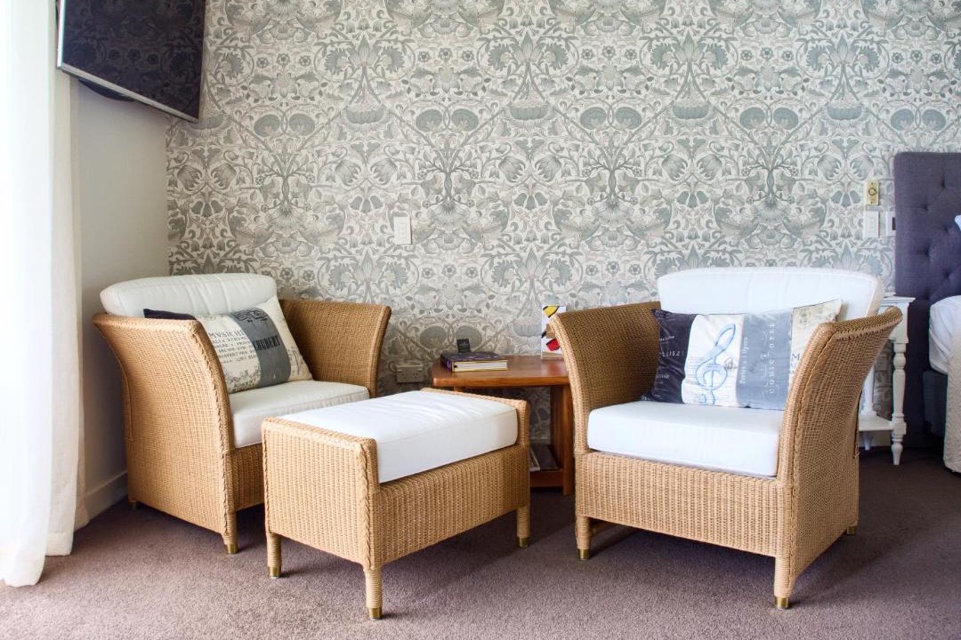 Photo of Others in Lowburn