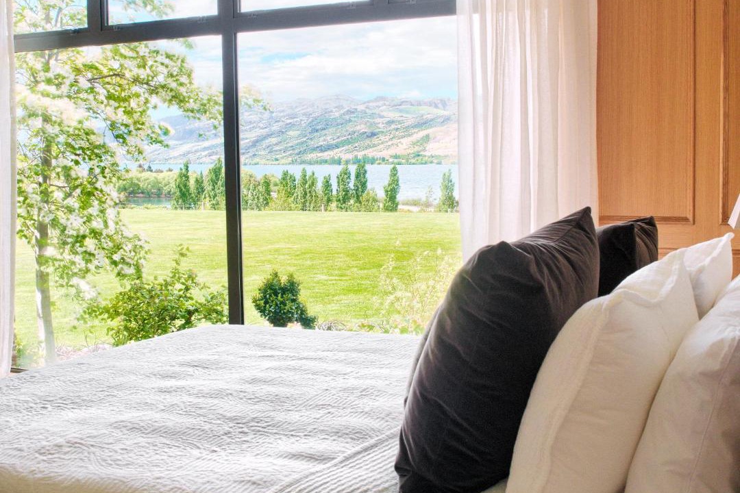 Photo of Others in Lowburn