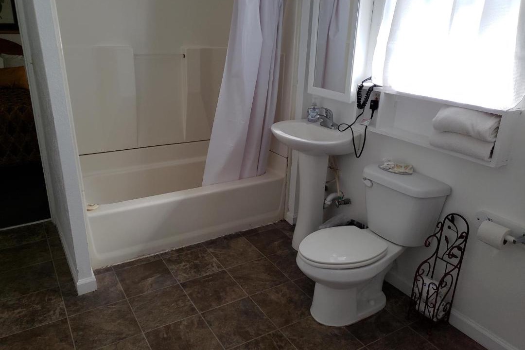 Photo of Bathroom in Mariposa
