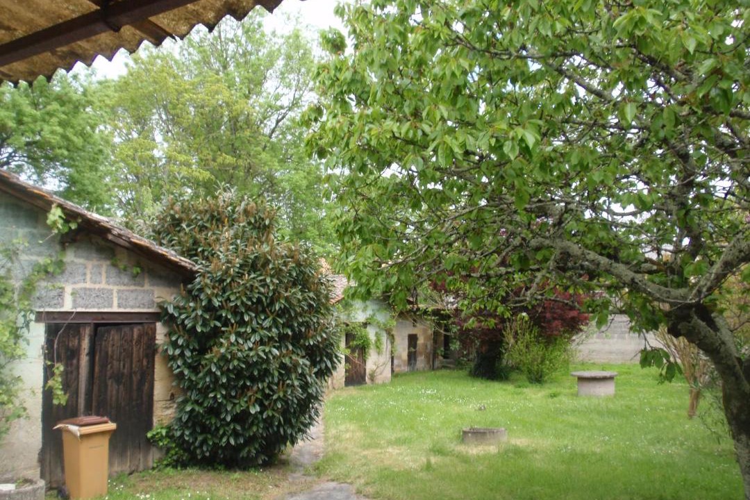 Photo of Others in Saint-Medard-de-Guizieres