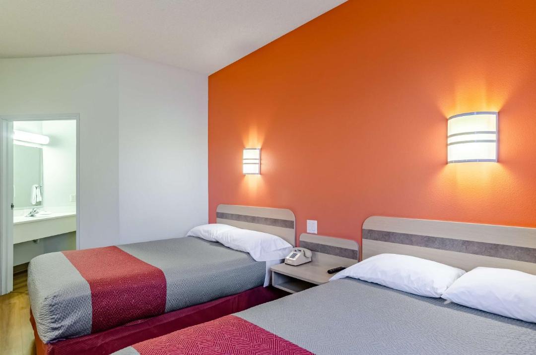 Photo of Others in Sidney