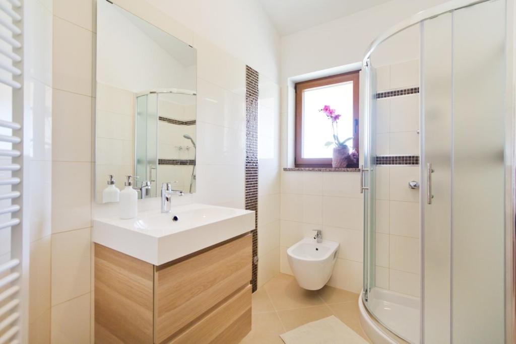 Photo of Bathroom in Nedescina