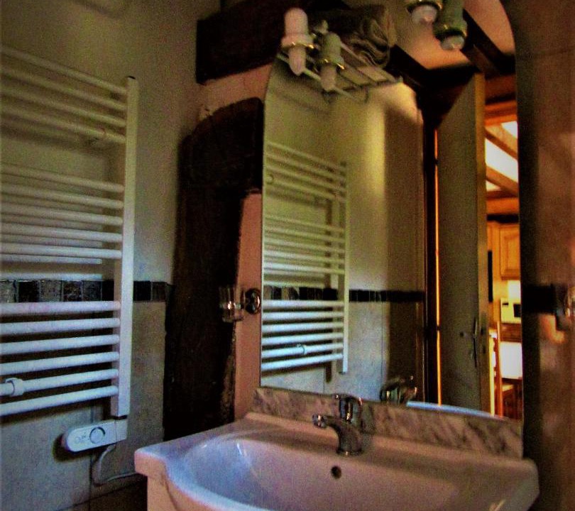 Photo of Bathroom in Lery