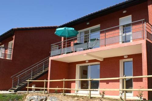 Photo of Others in Curvalle