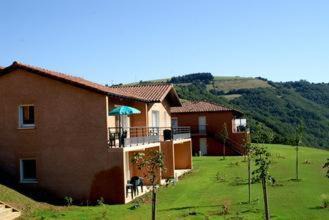 Photo of Others in Curvalle