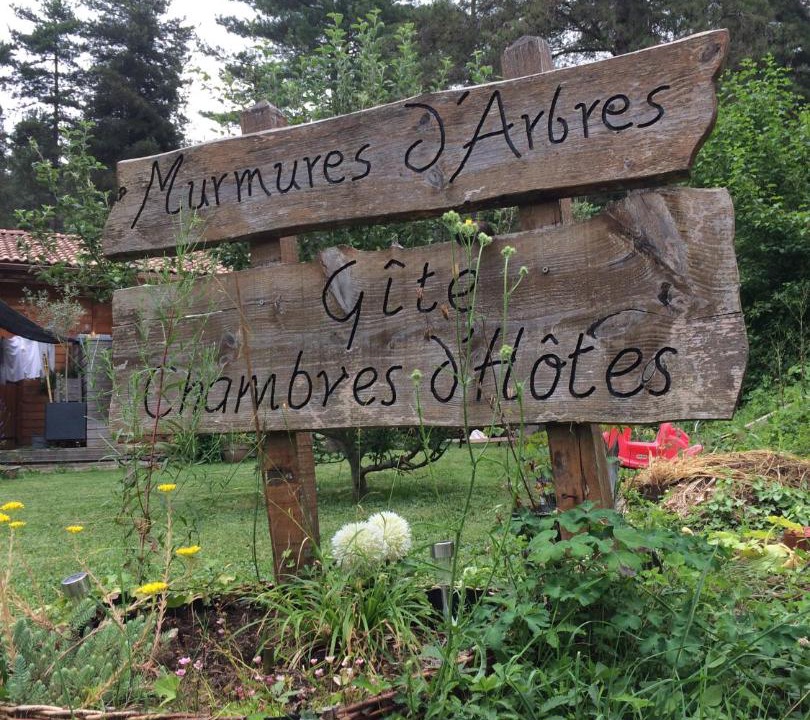 Photo of Buildings in Labroquere