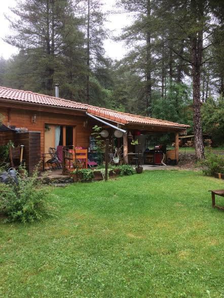 Photo of Buildings in Labroquere